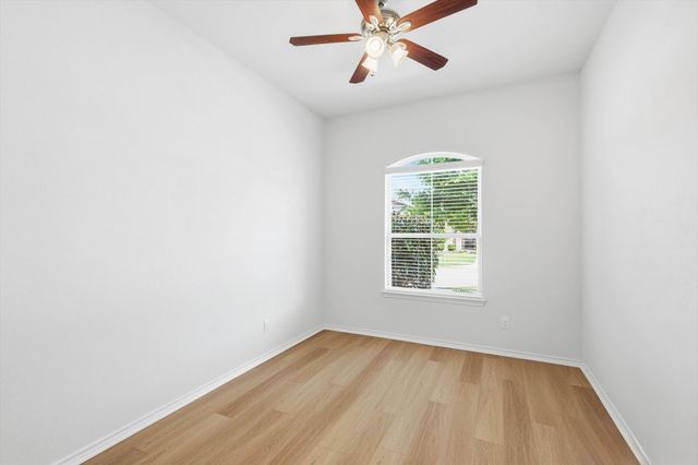 10325 Lastrup Drive, Fort Worth, TX 76177