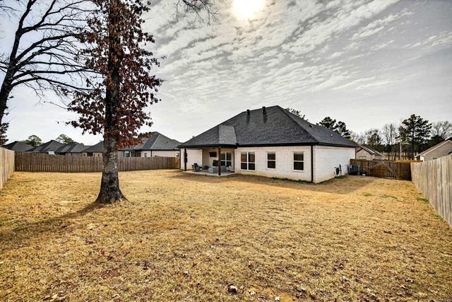 105 Michelle Drive, Beebe, AR 72012