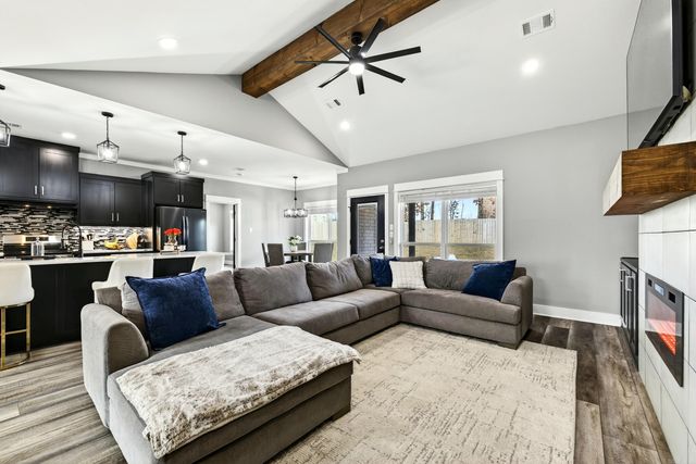 105 Michelle Drive, Beebe, AR 72012