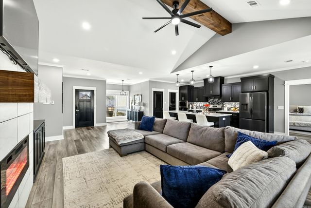 105 Michelle Drive, Beebe, AR 72012