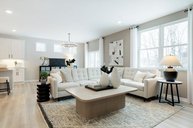 12752 Farnham Lane, Rogers, MN 55374