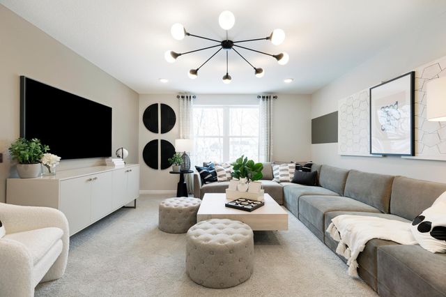 12752 Farnham Lane, Rogers, MN 55374