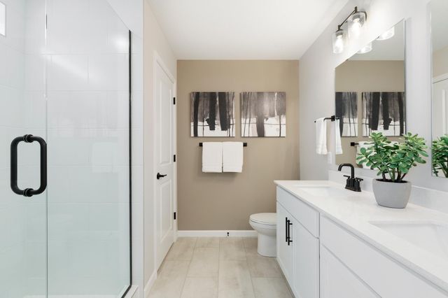 12752 Farnham Lane, Rogers, MN 55374