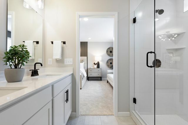 12752 Farnham Lane, Rogers, MN 55374