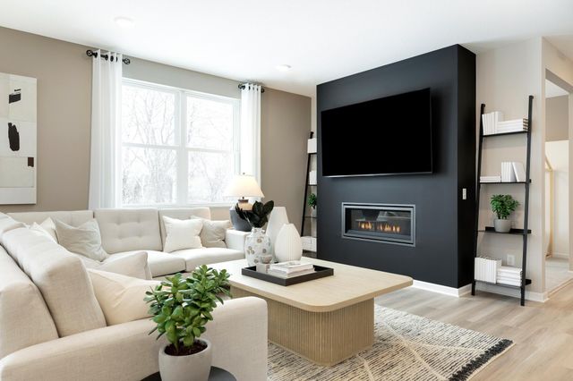 12752 Farnham Lane, Rogers, MN 55374