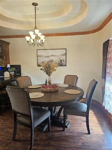 315 N Los Cerritos Circle, Edinburg, TX 78541