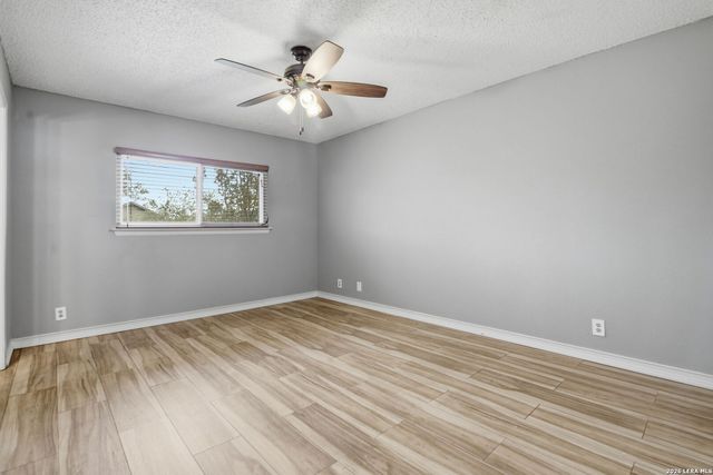 10550 Kinderhook Dr, San Antonio, TX 78245