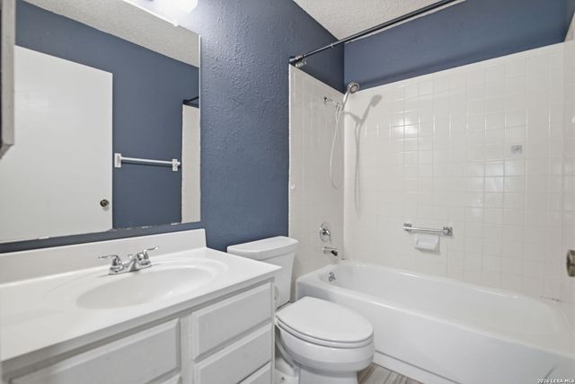 10550 Kinderhook Dr, San Antonio, TX 78245