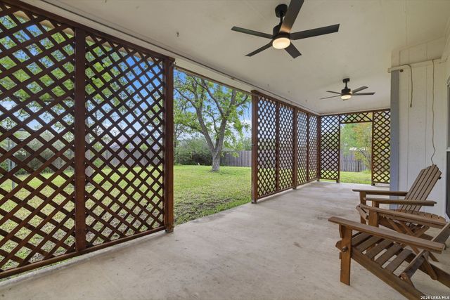 10550 Kinderhook Dr, San Antonio, TX 78245