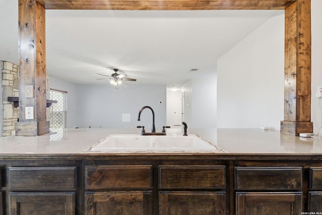 10550 Kinderhook Dr, San Antonio, TX 78245