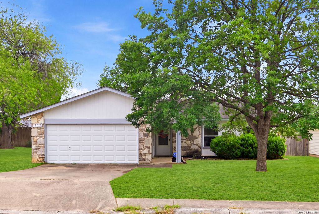 10550 Kinderhook Dr, San Antonio, TX 78245
