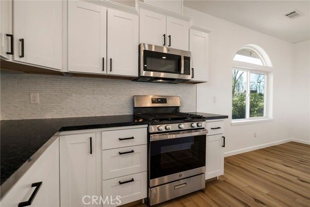 8697 Skyway, Paradise, CA 95969