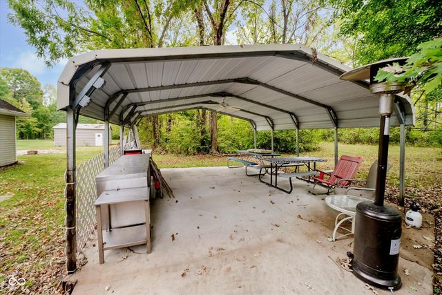 9135 E 256th Street, Arcadia, IN 46030