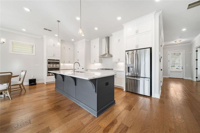 4469 Burton Bend Way, Buford, GA 30518