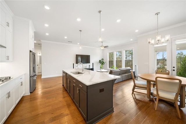 4469 Burton Bend Way, Buford, GA 30518