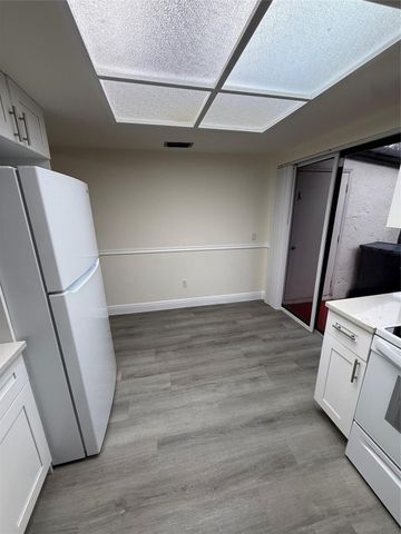 14925 SW 48th Terrace 20E, Miami, FL 33185