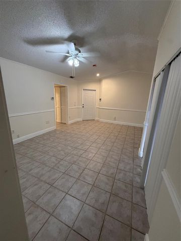 14925 SW 48th Terrace 20E, Miami, FL 33185