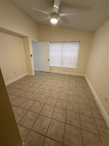 14925 SW 48th Terrace 20E, Miami, FL 33185