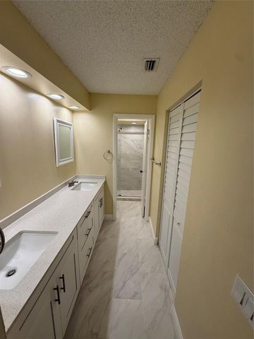 14925 SW 48th Terrace 20E, Miami, FL 33185