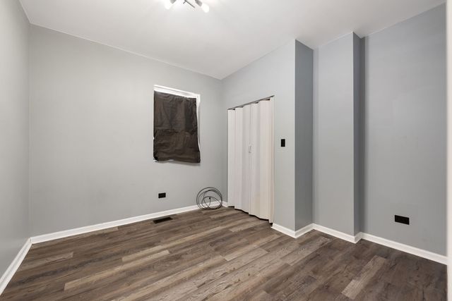 6718 S Saint Lawrence Avenue, Chicago, IL 60637