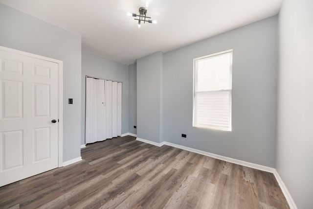 6718 S Saint Lawrence Avenue, Chicago, IL 60637