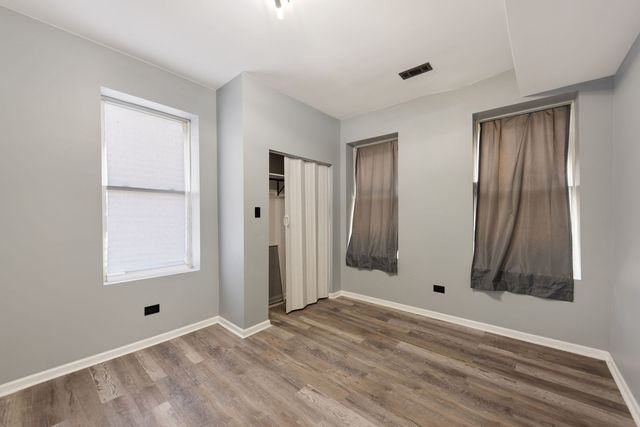 6718 S Saint Lawrence Avenue, Chicago, IL 60637