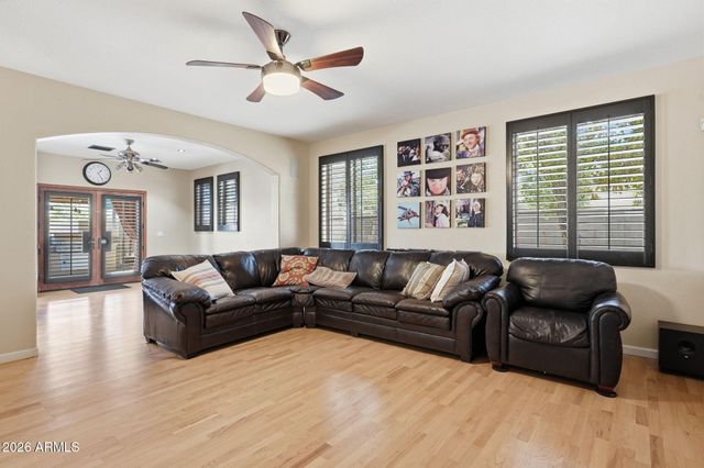 1511 N LOMA Vista, Mesa, AZ 85213