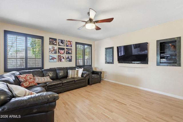 1511 N LOMA Vista, Mesa, AZ 85213