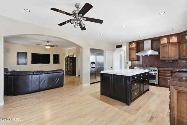 1511 N LOMA Vista, Mesa, AZ 85213