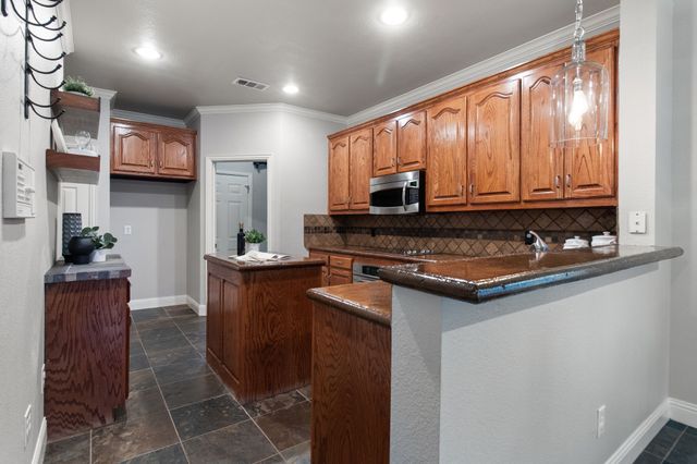 8516 Sunset Cove Court, Fort Worth, TX 76179