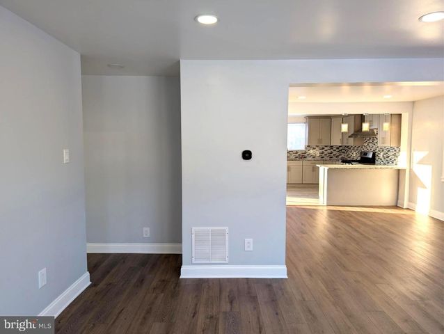 667 N FORREST, Eagleville, PA 19403