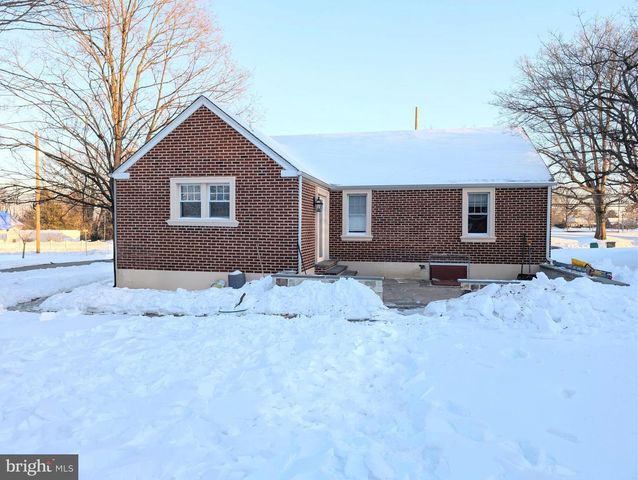 667 N FORREST, Eagleville, PA 19403