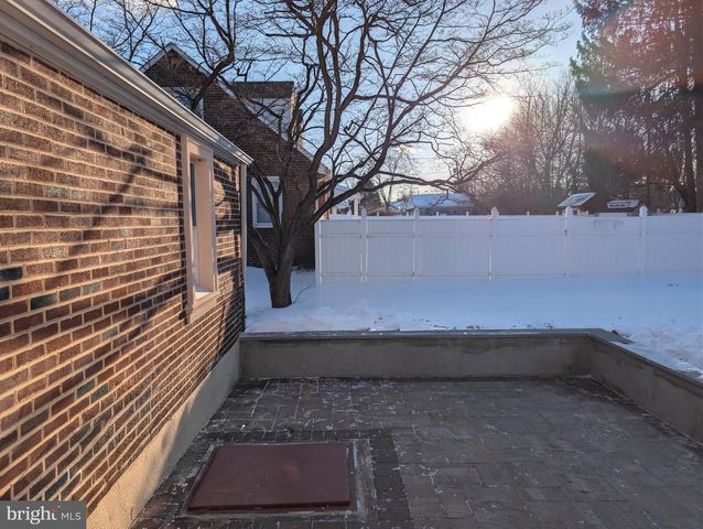 667 N FORREST, Eagleville, PA 19403