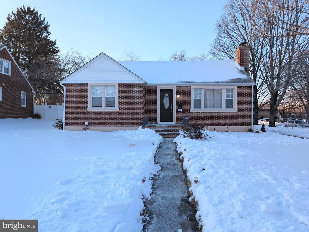 667 N FORREST, Eagleville, PA 19403