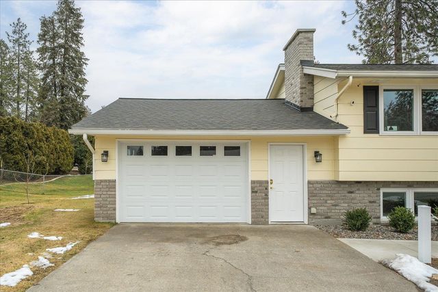 7146 N Fleming St, Spokane, WA 99208