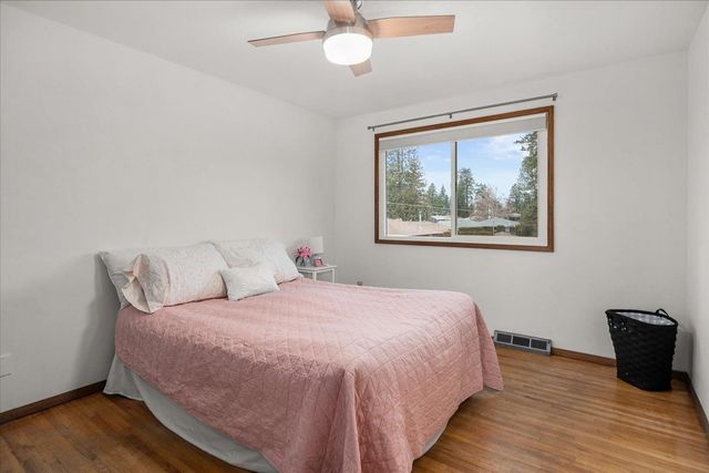 7146 N Fleming St, Spokane, WA 99208