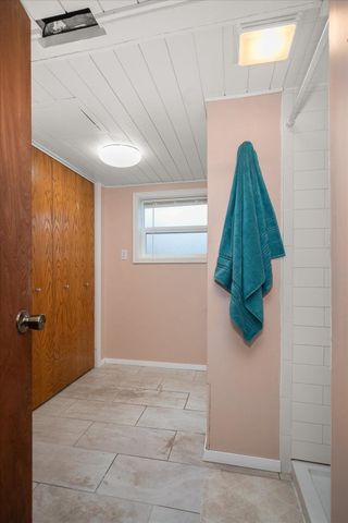 7146 N Fleming St, Spokane, WA 99208