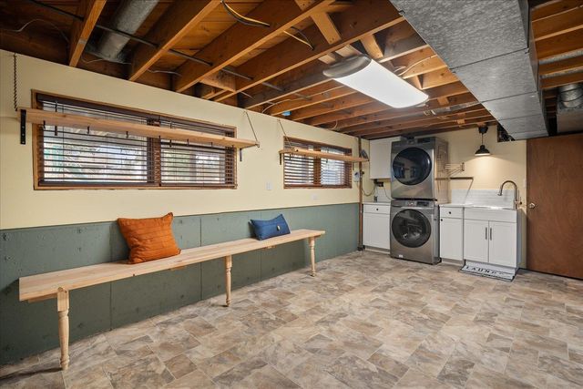 7146 N Fleming St, Spokane, WA 99208