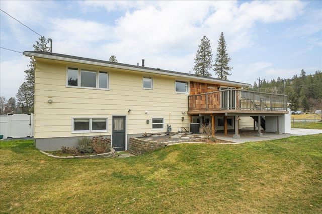 7146 N Fleming St, Spokane, WA 99208