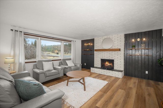 7146 N Fleming St, Spokane, WA 99208