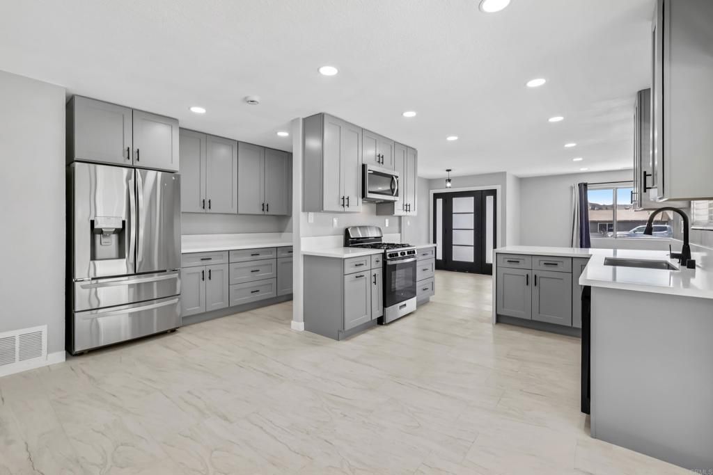 13132 Pam Lane, Lakeside, CA 92040 — exterior
