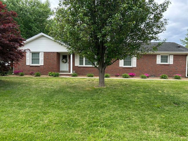 701 Cill St, Smithville, TN 37166