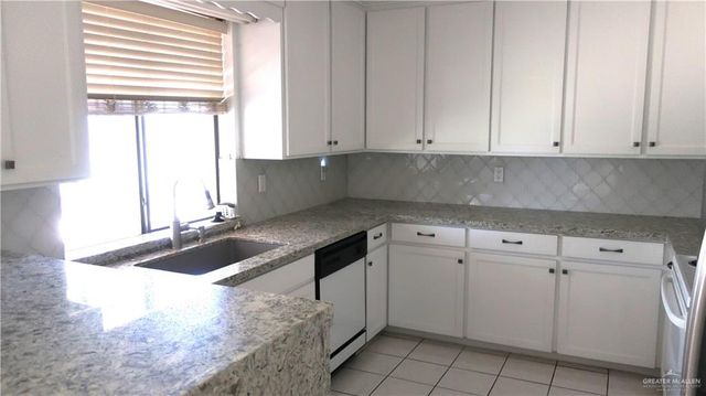 1413 Flamingo Avenue, Mcallen, TX 78504
