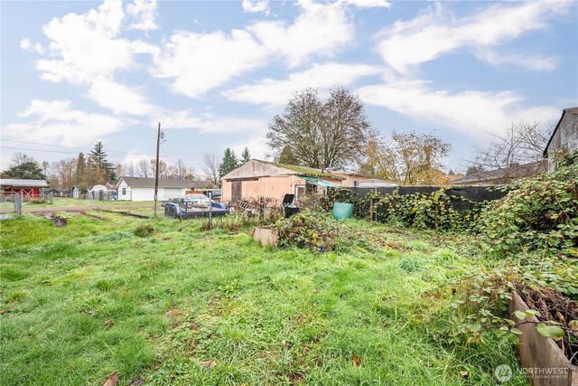 642 SW 5th Avenue, Castle Rock, WA 98611