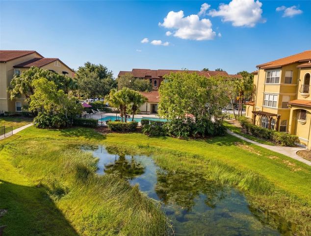 5124 CONROY ROAD 33, Orlando, FL 32811