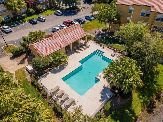 5124 CONROY ROAD 33, Orlando, FL 32811