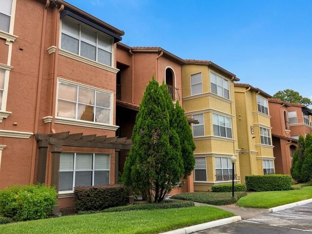 5124 CONROY ROAD 33, Orlando, FL 32811