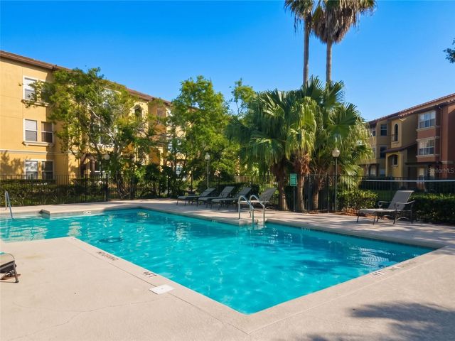 5124 CONROY ROAD 33, Orlando, FL 32811