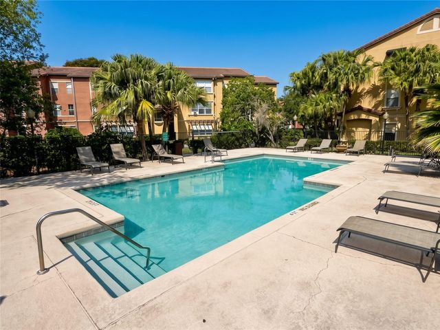 5124 CONROY ROAD 33, Orlando, FL 32811