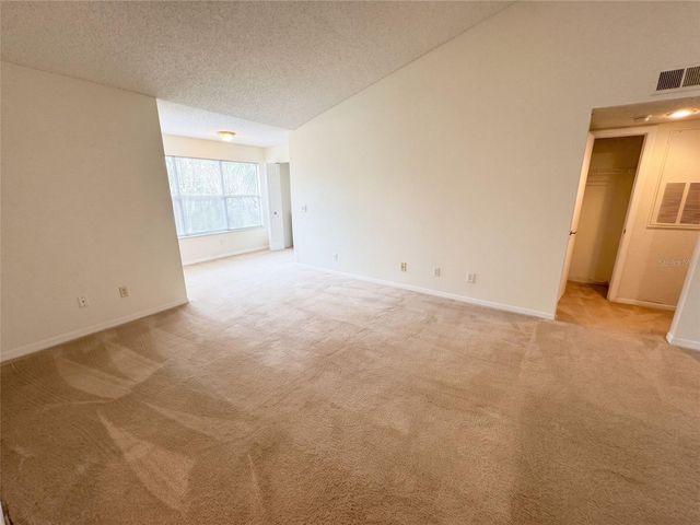 5124 CONROY ROAD 33, Orlando, FL 32811